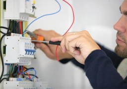 Why Circuit Breakers Trip And How To Fix？