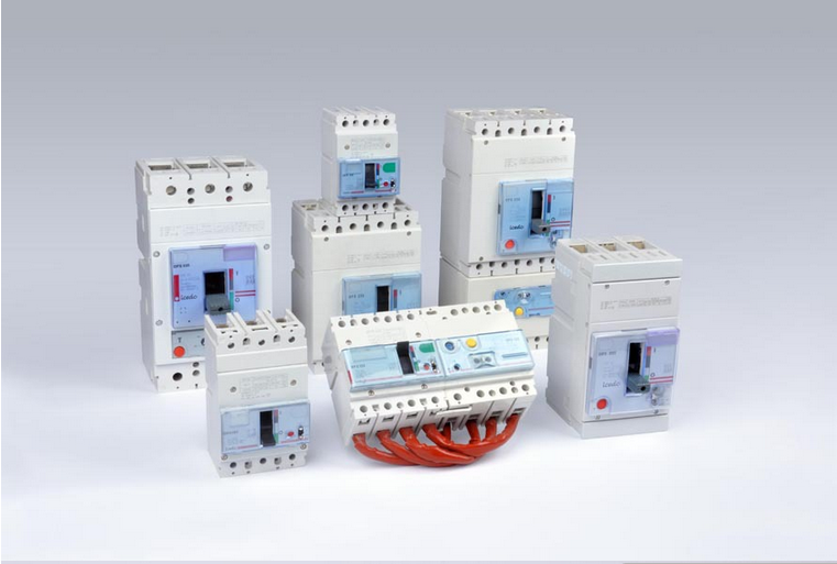 Why do we use Molded Case Circuit Breaker Meba